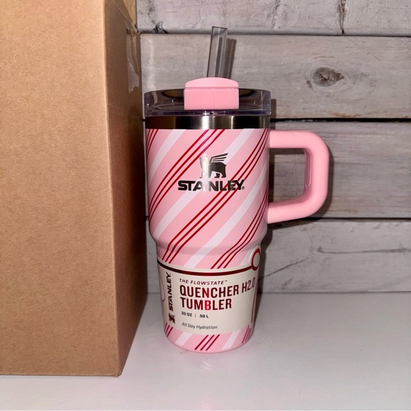 Stanley 20 oz FlowState Quencher Tumbler Strawberry Twist 2025 Target Release - Picture 1 of 9